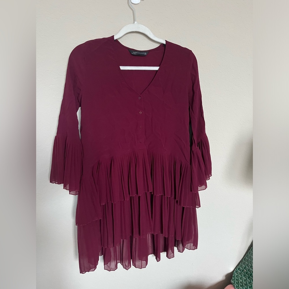 Zara ruffled dress. Worn once. Color: maroon. Size: S. Perfect for game days!